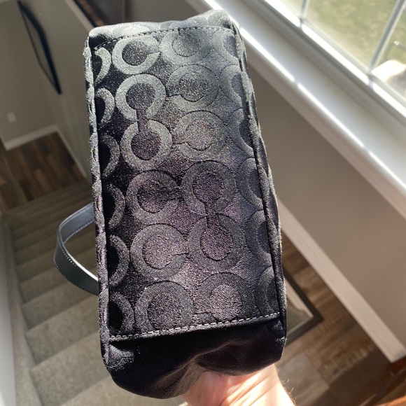 ❌SOLD❌ Coach black purse - Picture 8 of 9